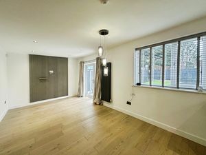 Dining Area- click for photo gallery